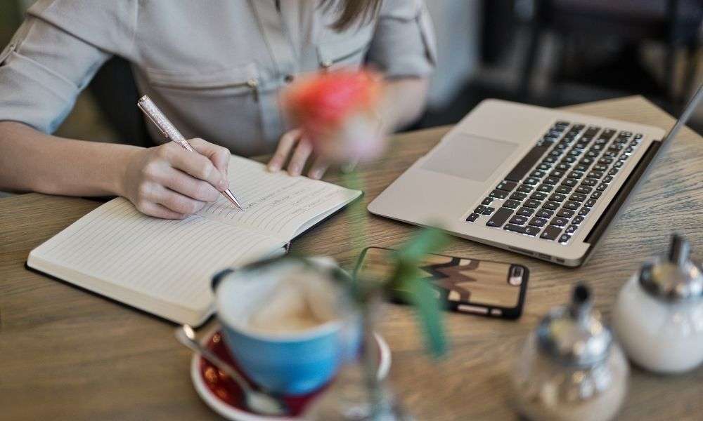 Navigate Your LinkedIn Account Navigate Your LinkedIn Account